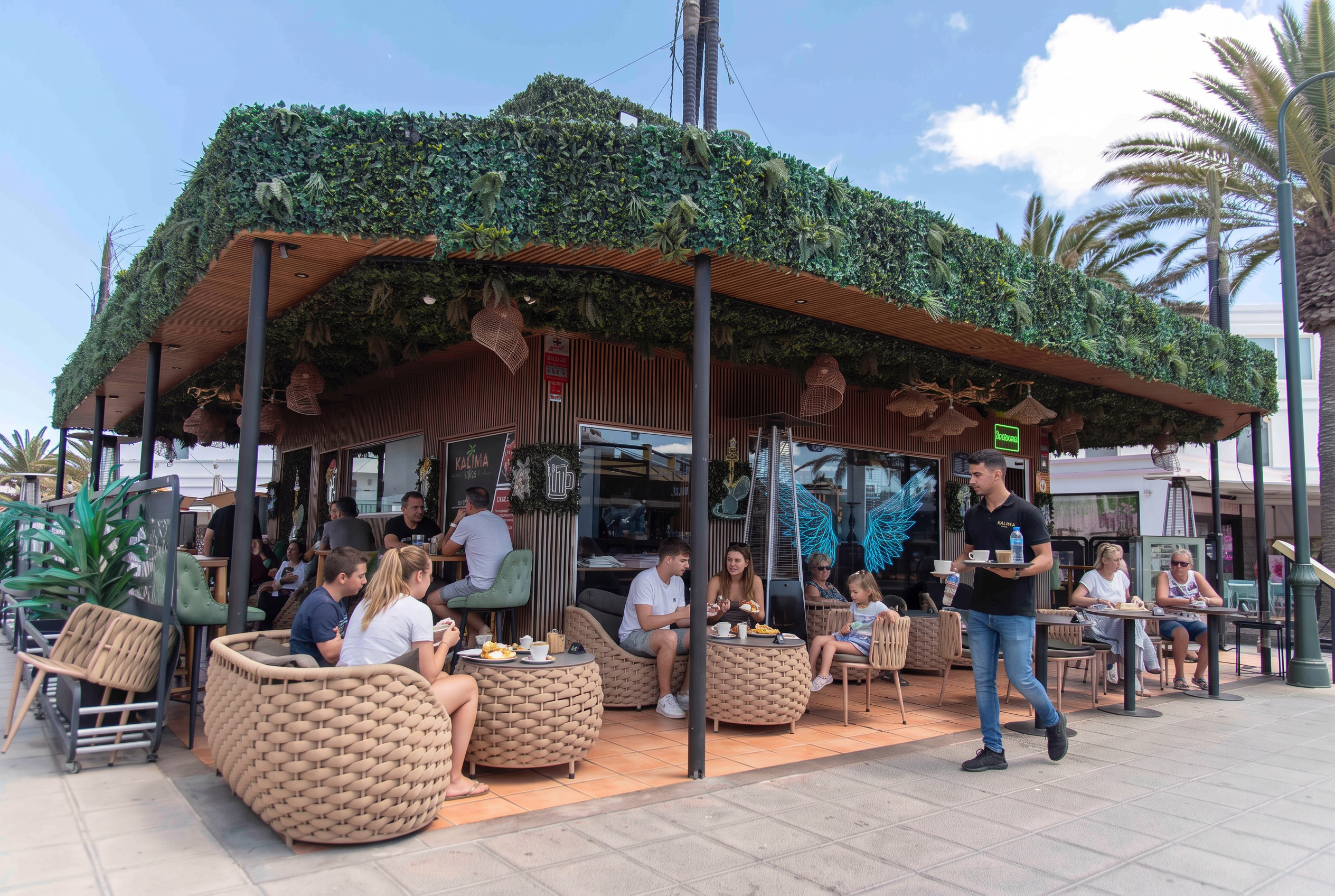 Terraza de Kalima de día
